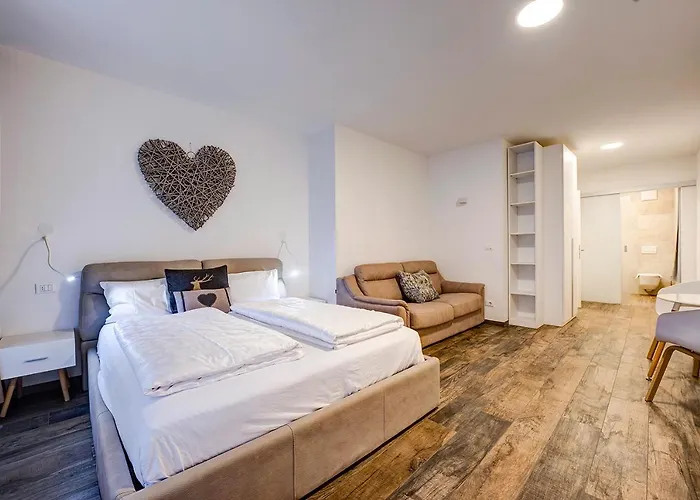 Bed & Breakfast Taste Living 3*